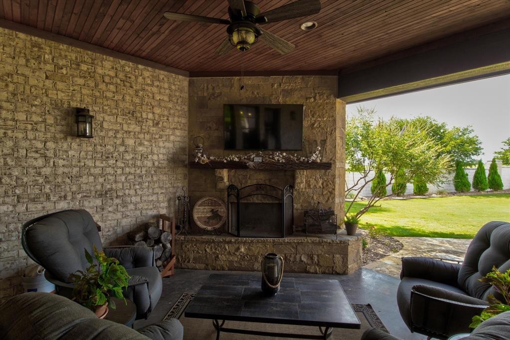 205 Haciendas Drive Property Photo 34