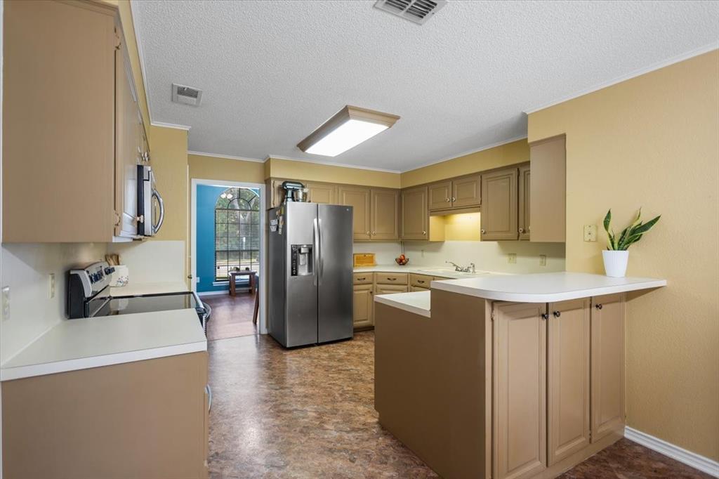 3108 Varsity Drive Property Photo 18