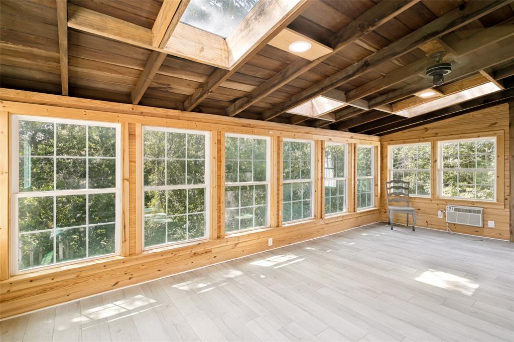 1909 Dakar Road Property Photo 25
