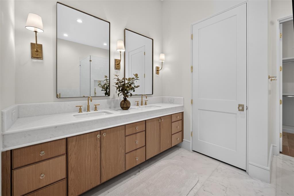 5529 Forsan Way Property Photo 16