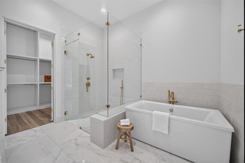 5529 Forsan Way Property Photo 17