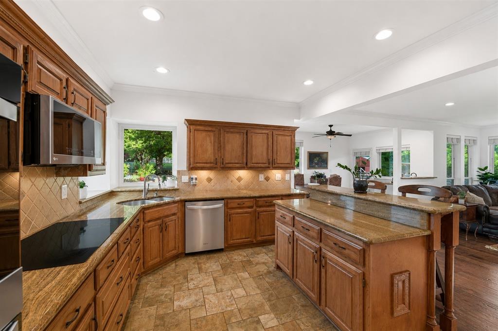 1820 Winningkoff Road Property Photo 8