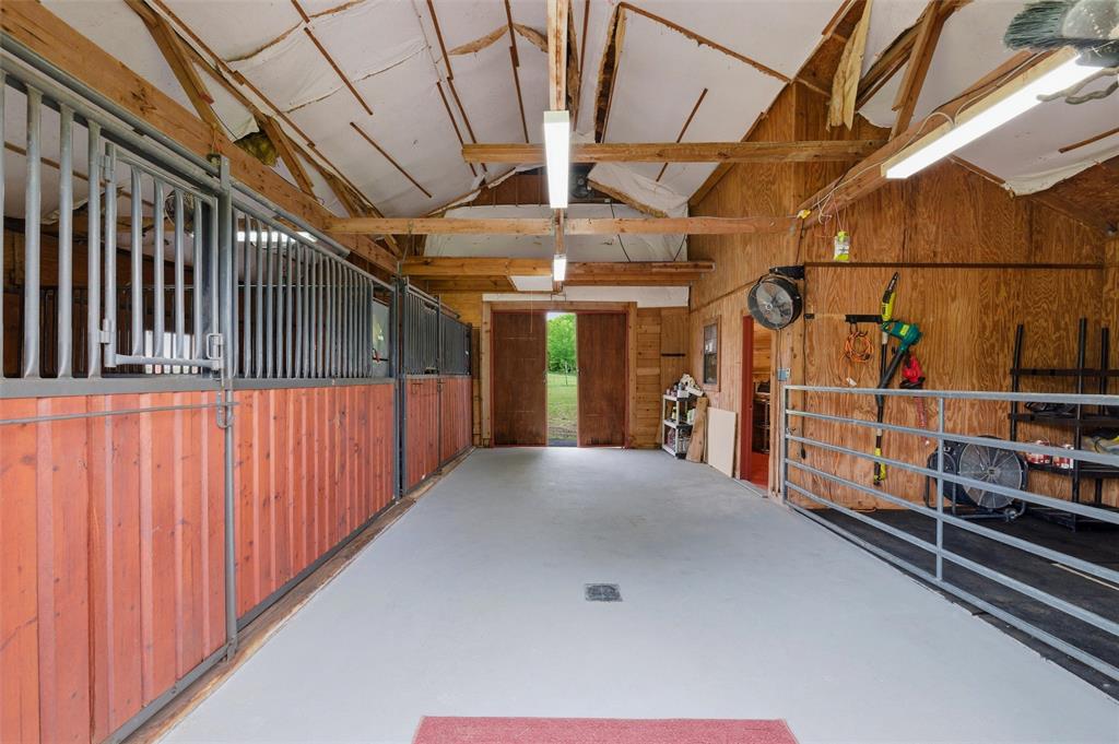 1820 Winningkoff Road Property Photo 37