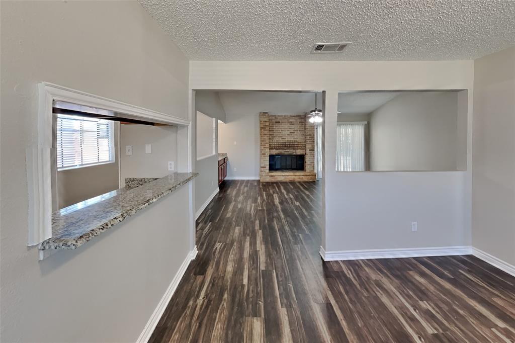 833 Harvest Glen Drive Property Photo 9
