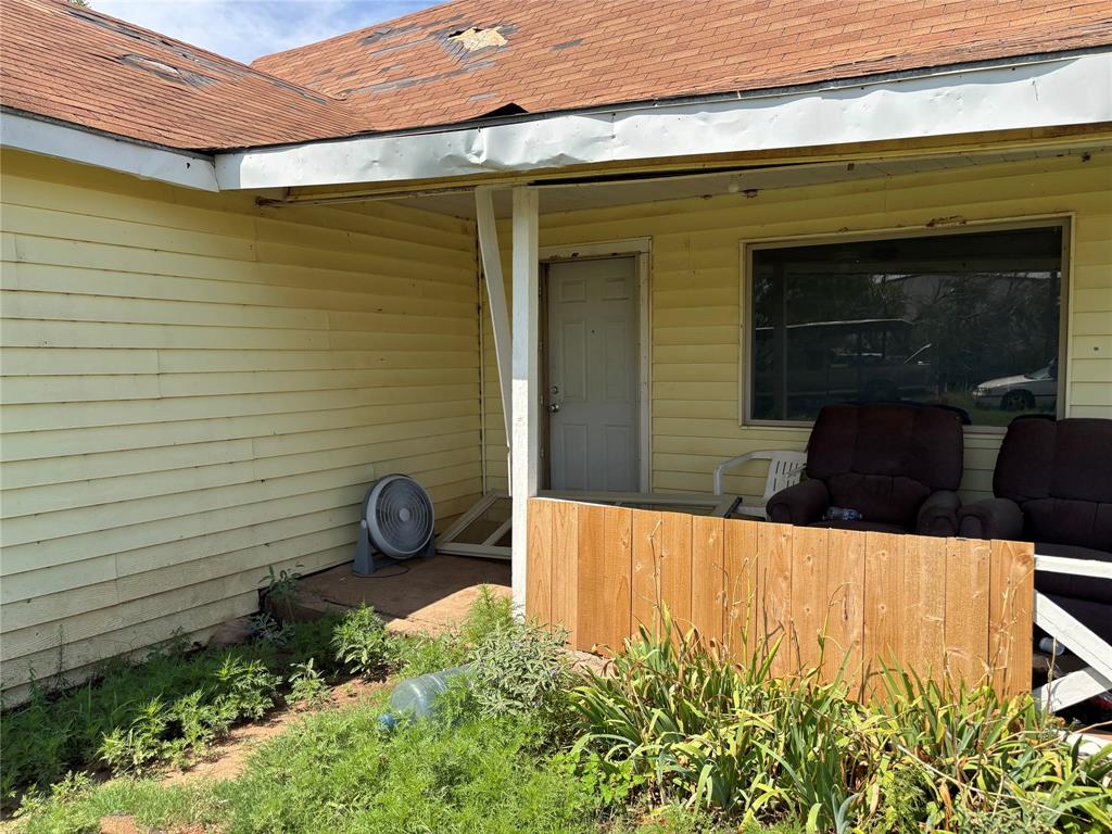 12605 County Road 182 Property Photo 3