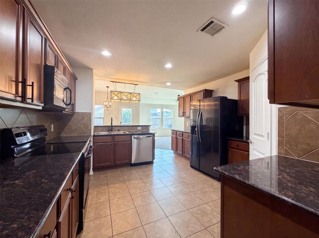 315 Elam Drive Property Photo 3