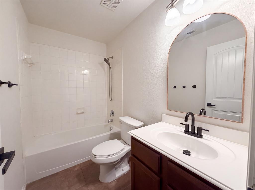 315 Elam Drive Property Photo 8
