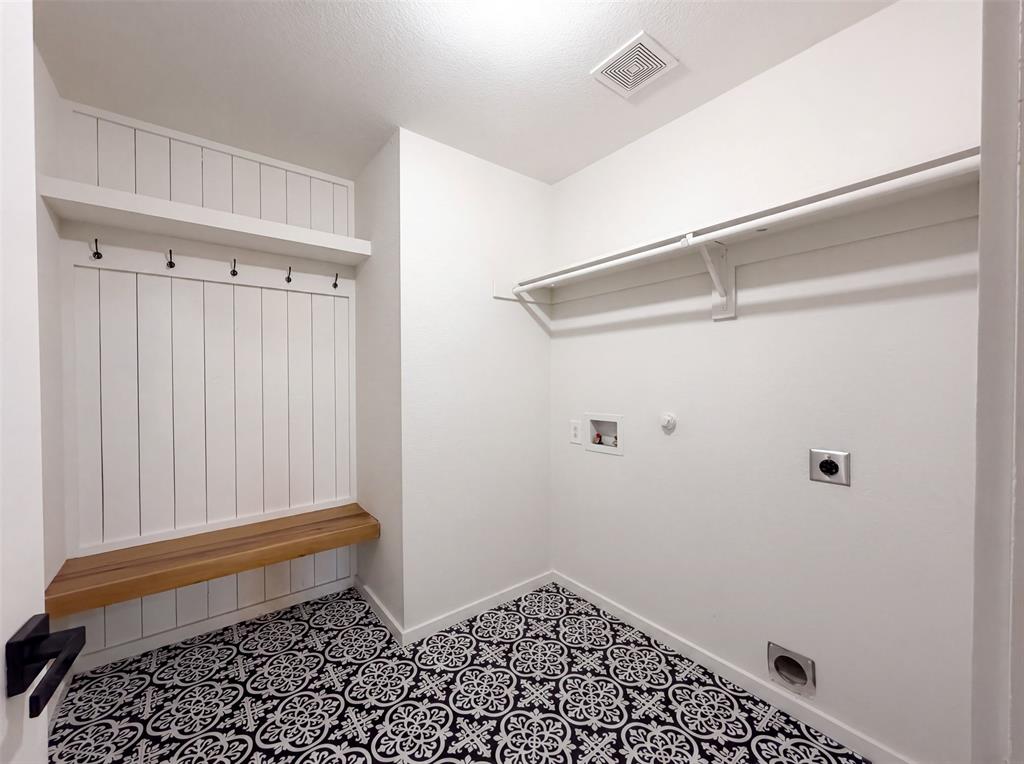 315 Elam Drive Property Photo 17