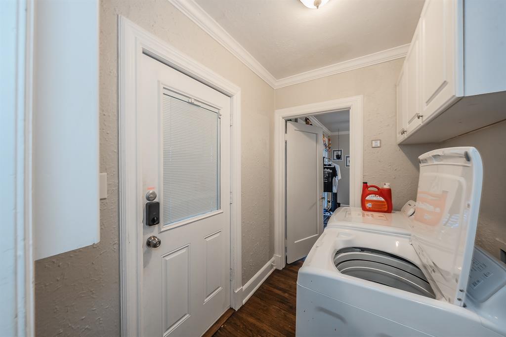 3257 Greene Avenue Property Photo 12