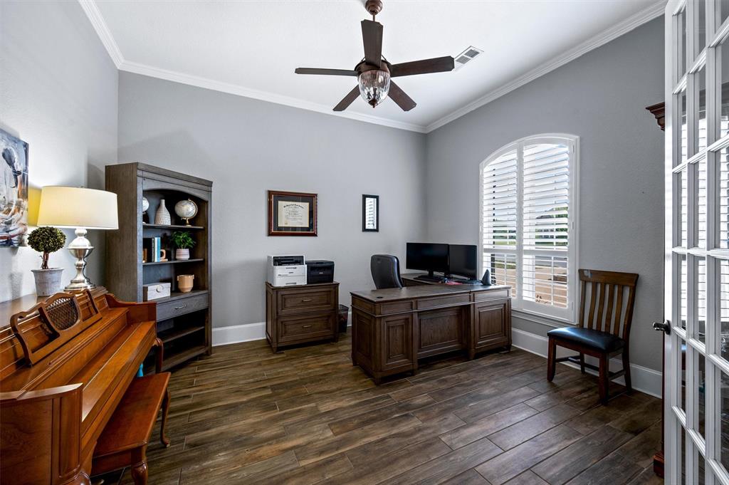 2815 Abundant Court Property Photo 6
