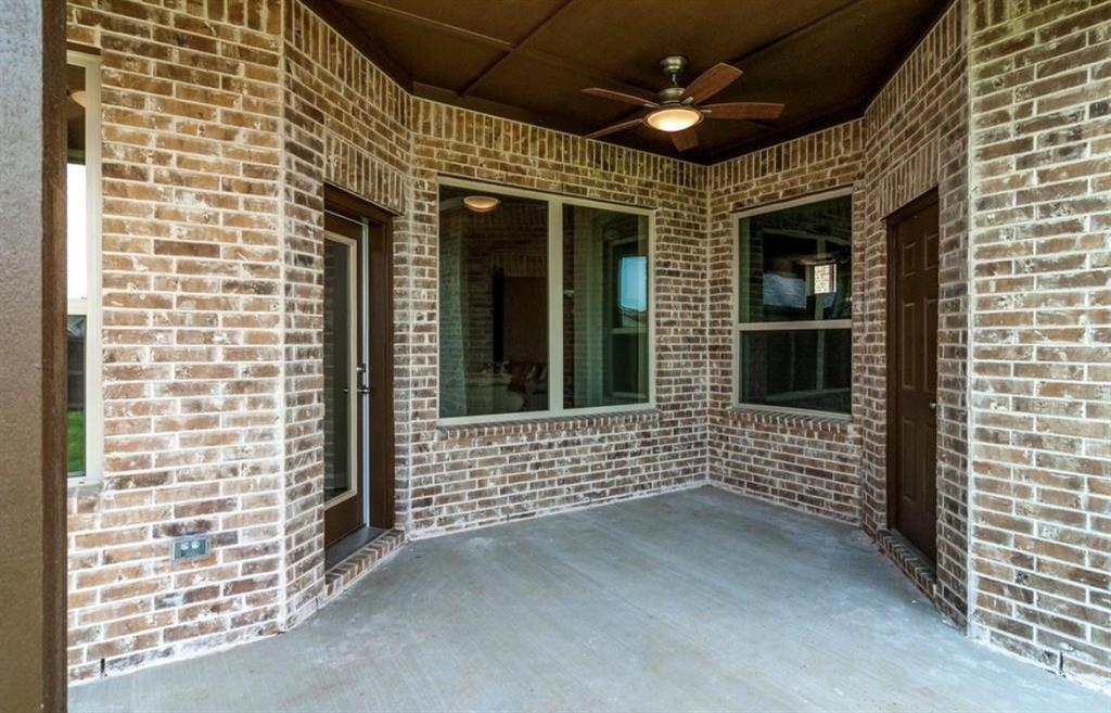 1415 White Squall Trail Property Photo 6