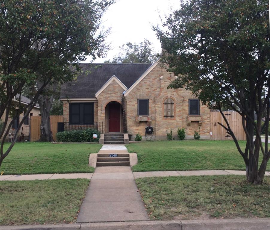 2546 Gladstone Drive Property Photo 1
