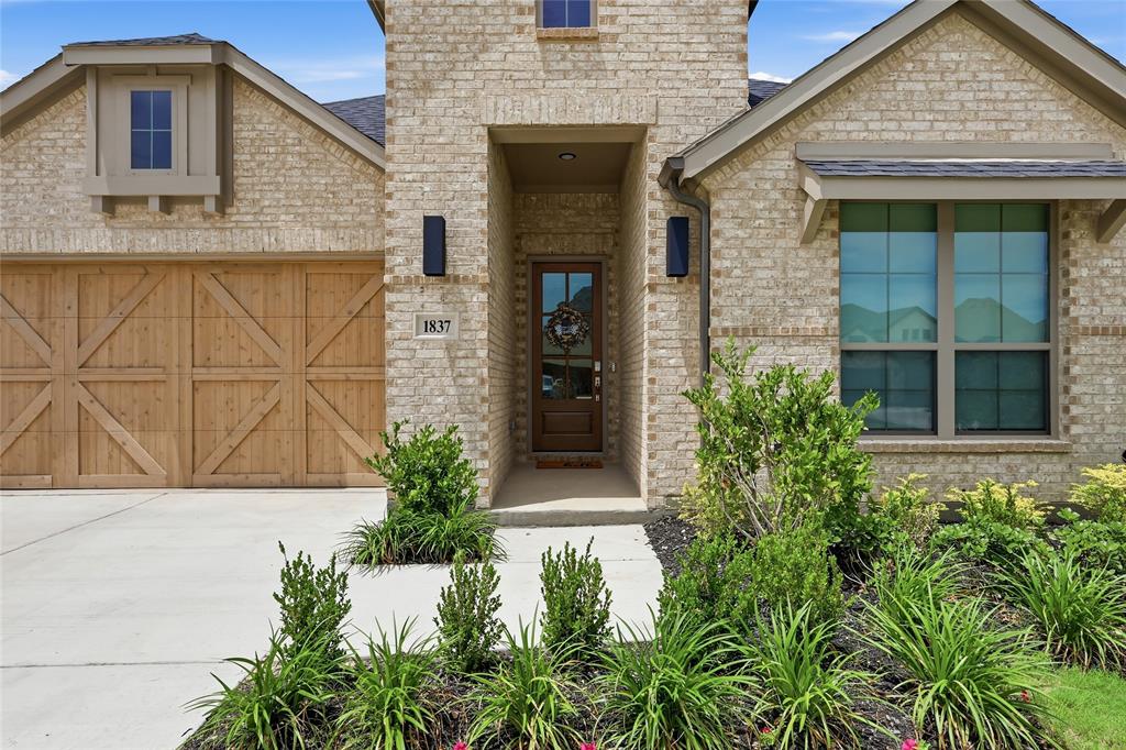 1837 Flowing Ridge Road Property Photo 6