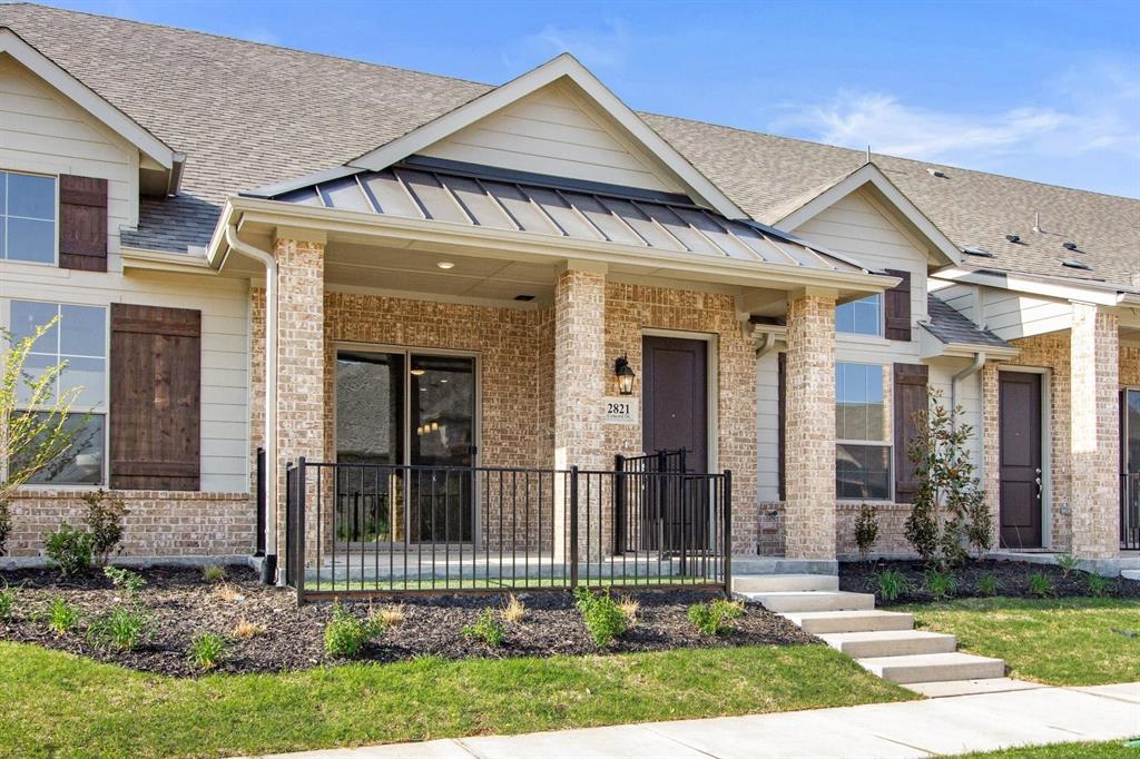 2810 Applewood Way Property Photo 1