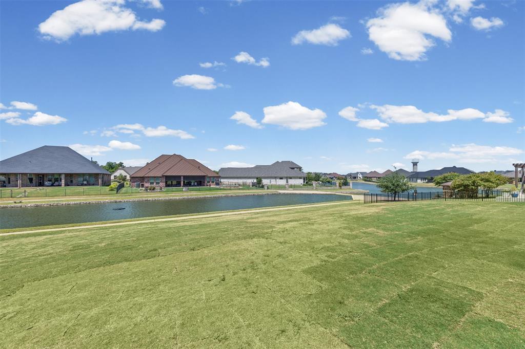 6657 Pinehurst Drive Property Photo 7