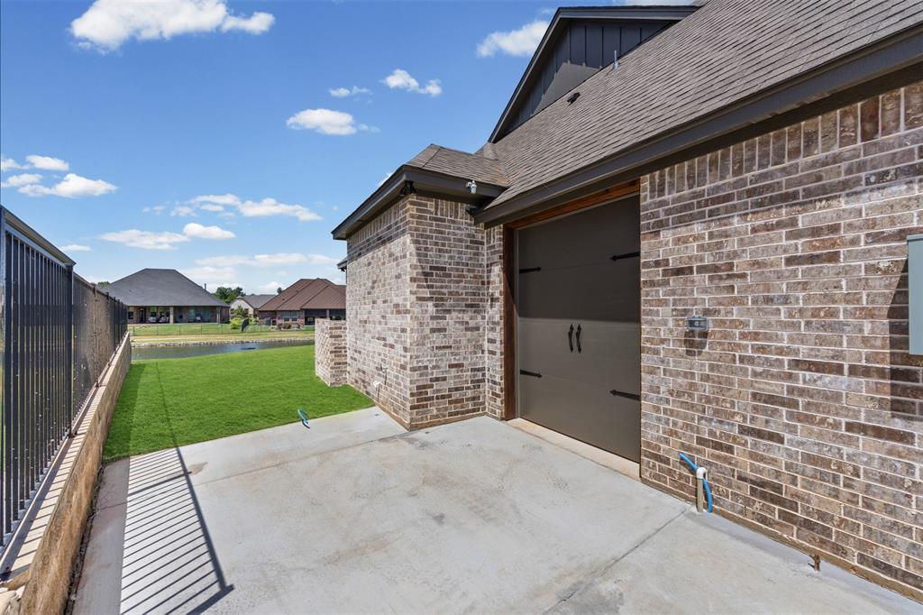 6657 Pinehurst Drive Property Photo 8