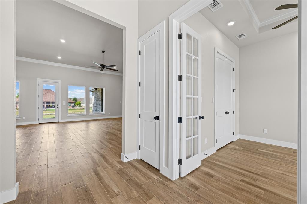 6657 Pinehurst Drive Property Photo 14