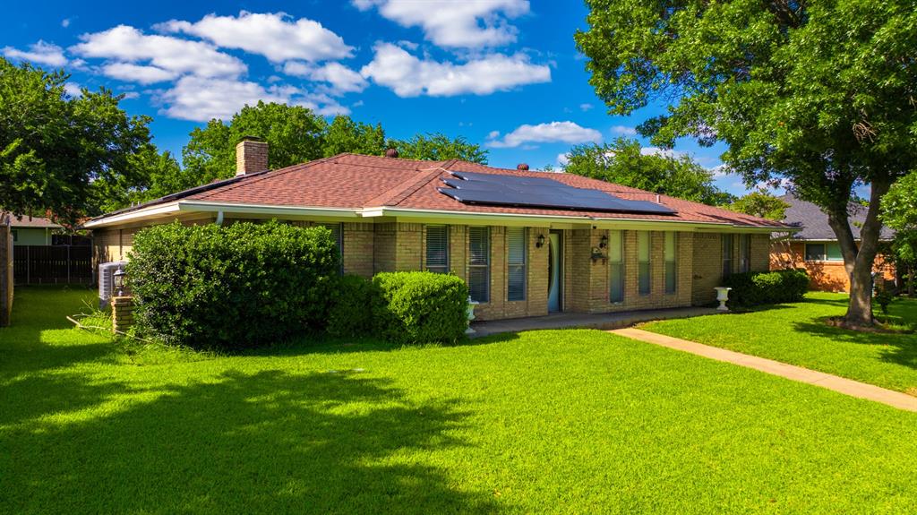 1241 College Parkway Property Photo 1