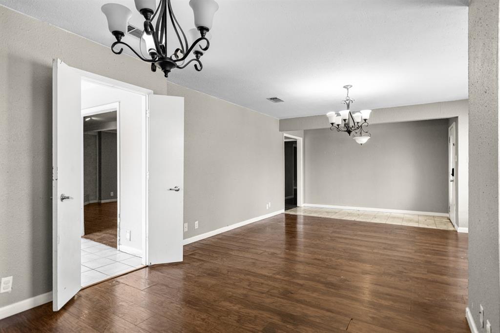 1241 College Parkway Property Photo 5