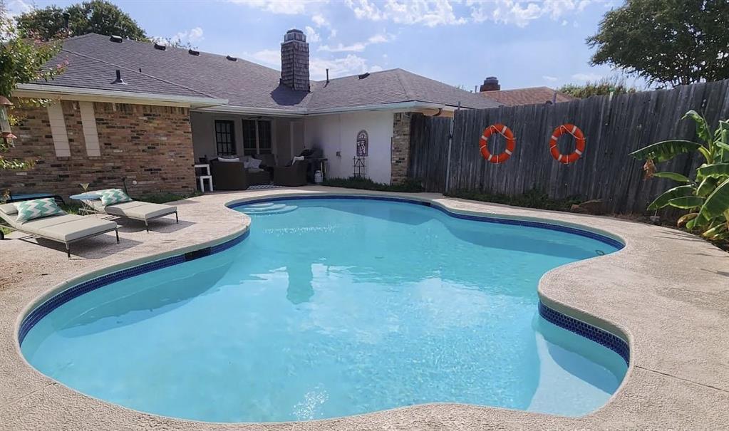 4121 Midnight Drive Property Photo 1