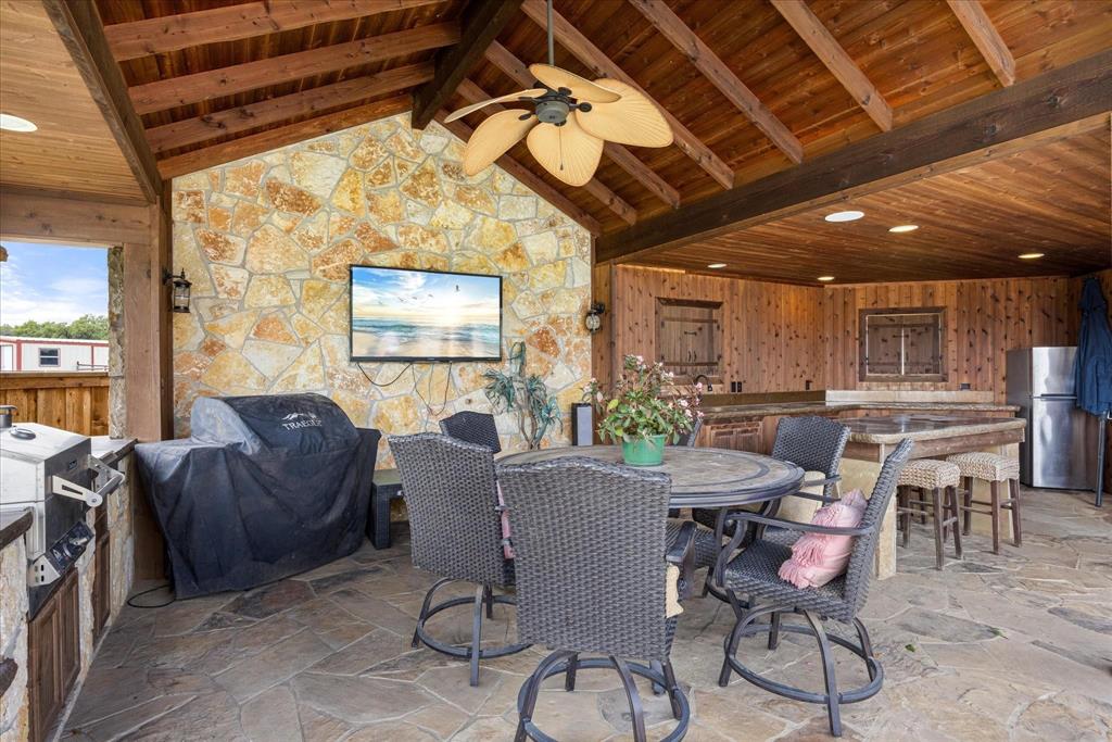 2560 Shady Oaks Circle Property Photo 37