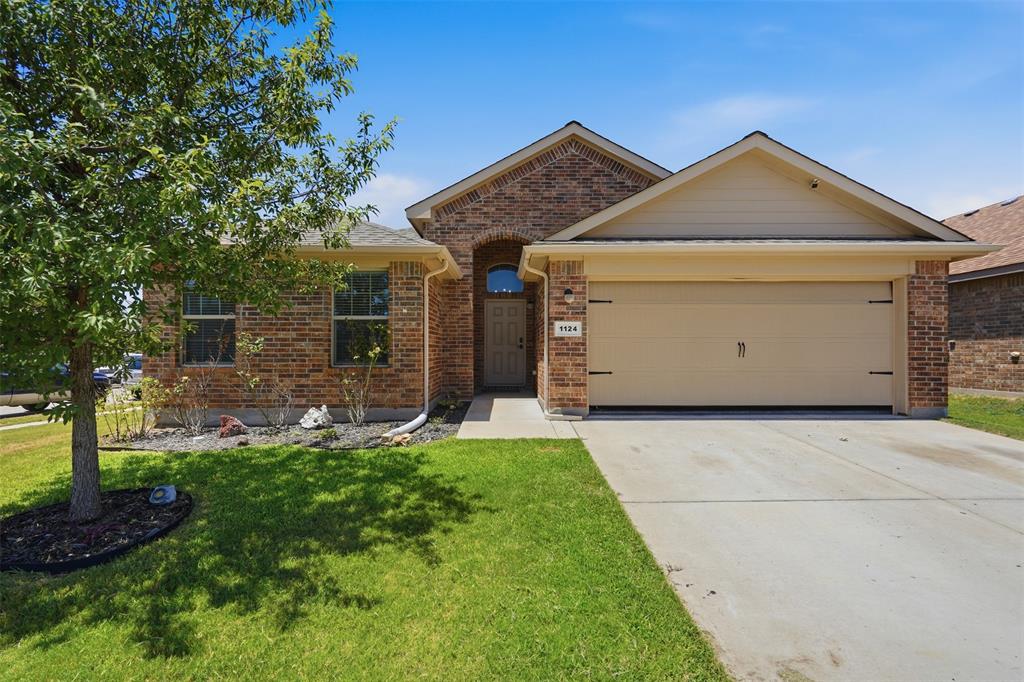 1124 Autumnwood Drive Property Photo 1