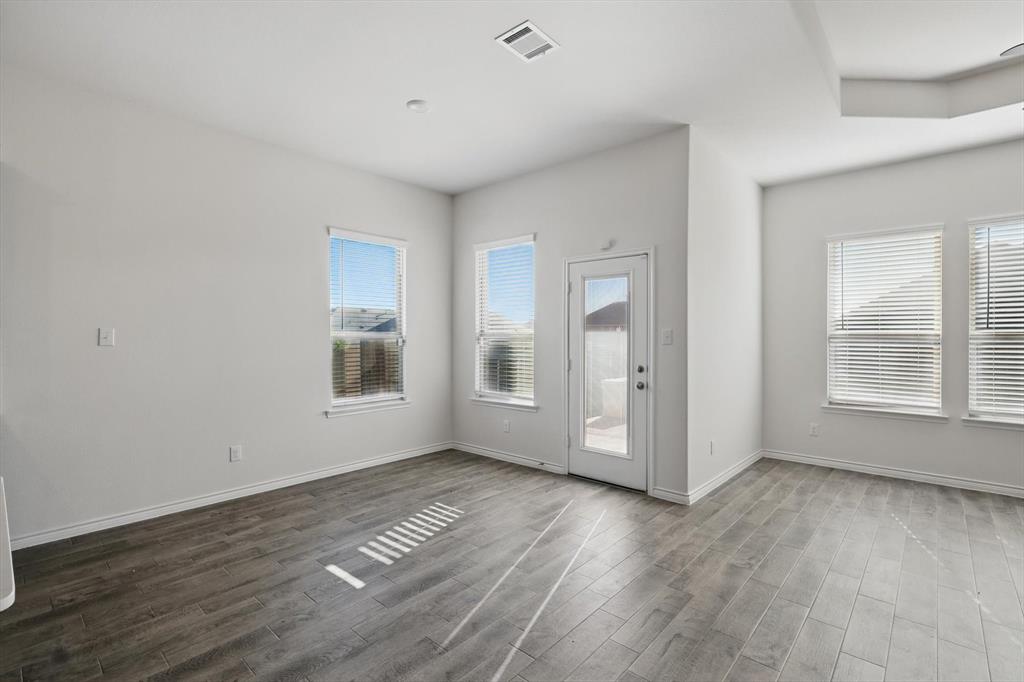 11112 Summer Rain Boulevard Property Photo 15