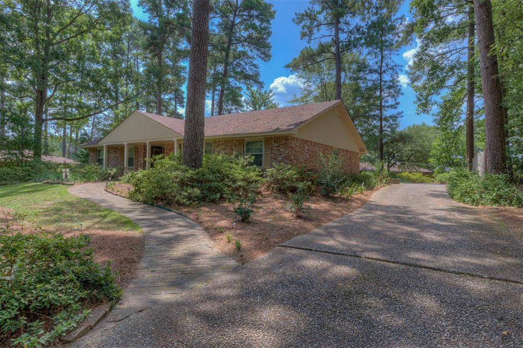 1105 North Acres Circle Property Photo 4