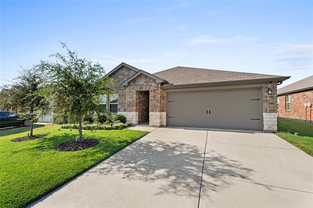2920 Roper Street Property Photo 1