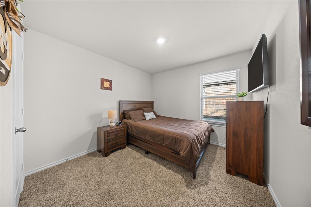 2920 Roper Street Property Photo 9