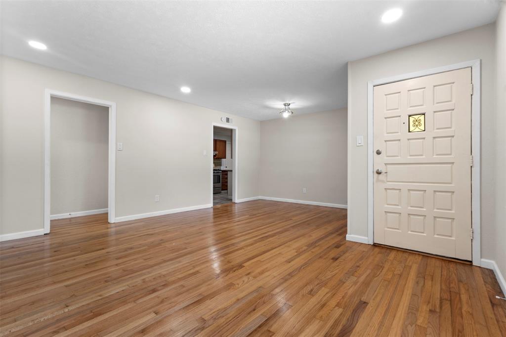 10804 Ruth Ann Drive Property Photo 3