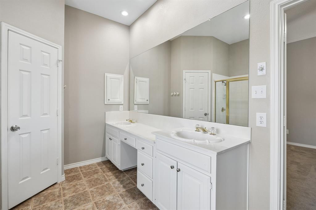 1237 Wild Cherry Drive Property Photo 16