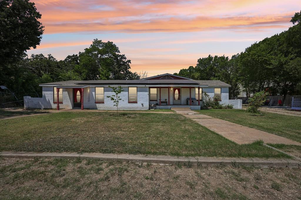 2450 S Burleson Boulevard Property Photo 1