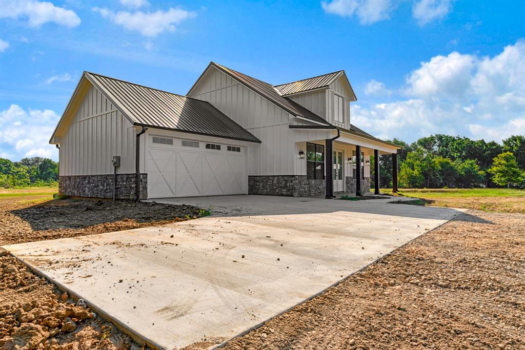 520 Pr 14901 Property Photo 2