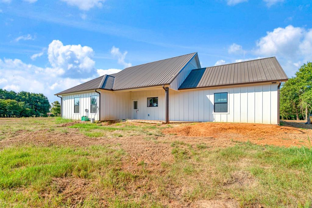 520 Pr 14901 Property Photo 17