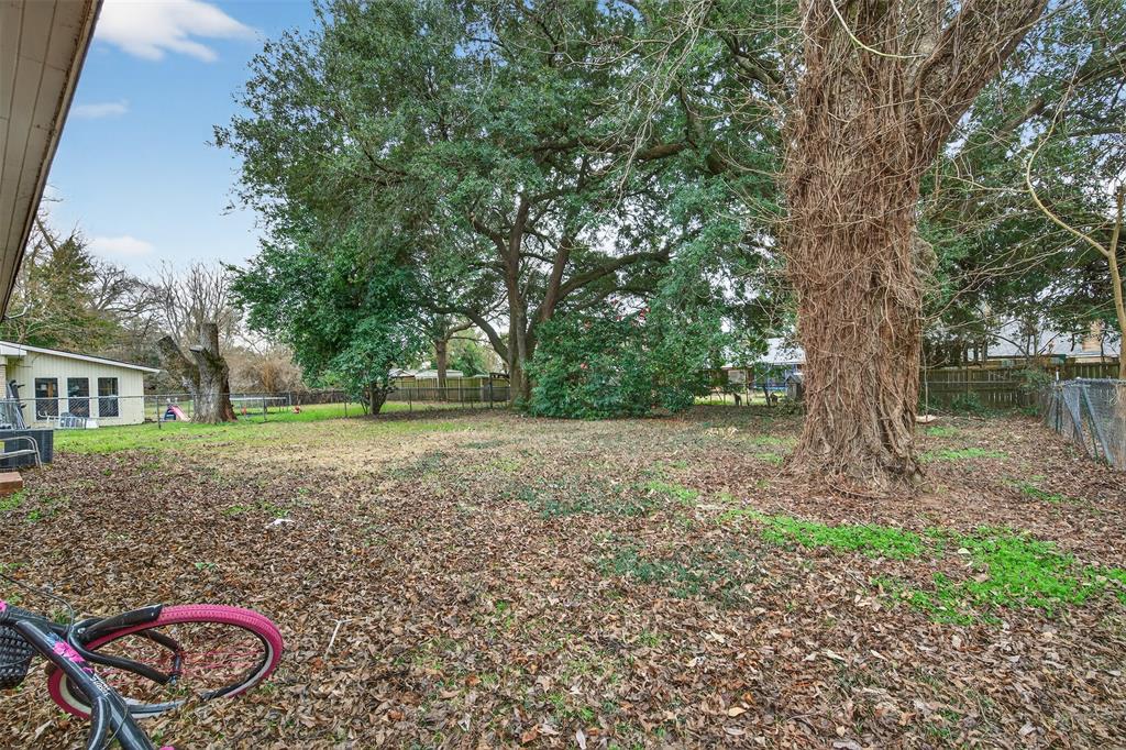 511 Hancock Property Photo 16