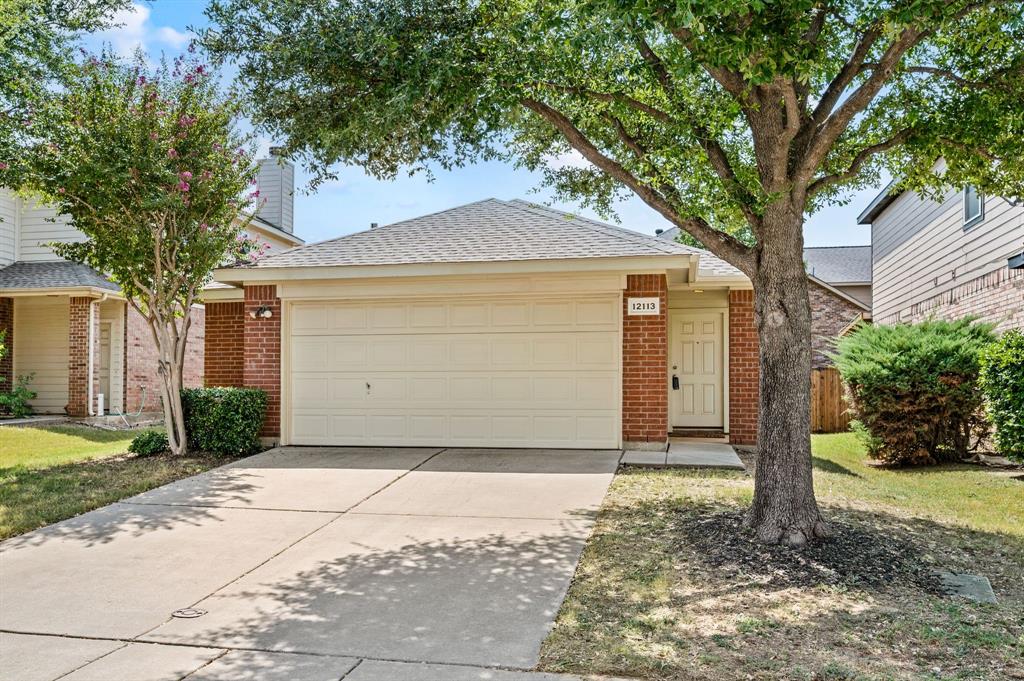 12113 Thicket Bend Drive Property Photo 1