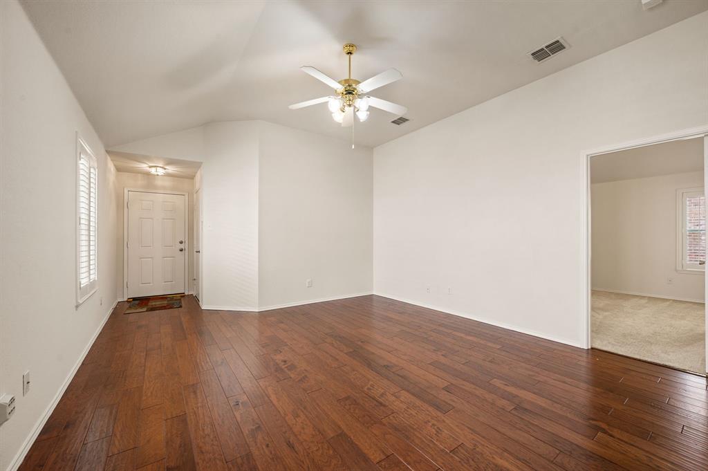 12113 Thicket Bend Drive Property Photo 4