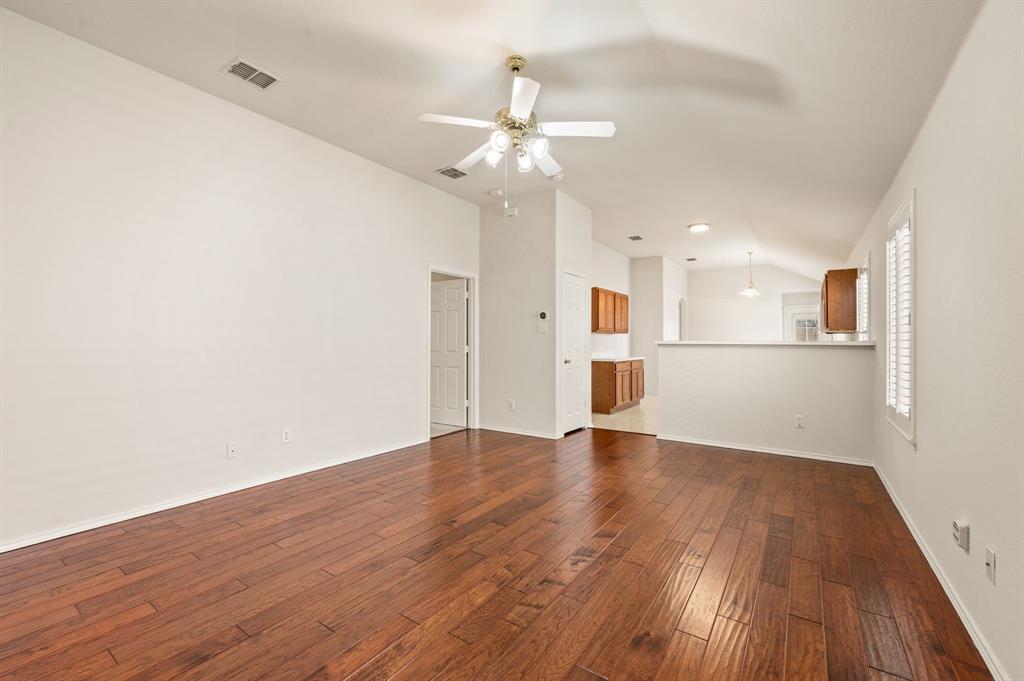 12113 Thicket Bend Drive Property Photo 9