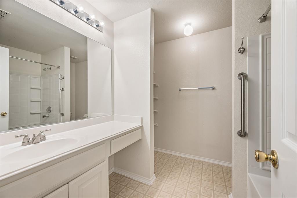 12113 Thicket Bend Drive Property Photo 22