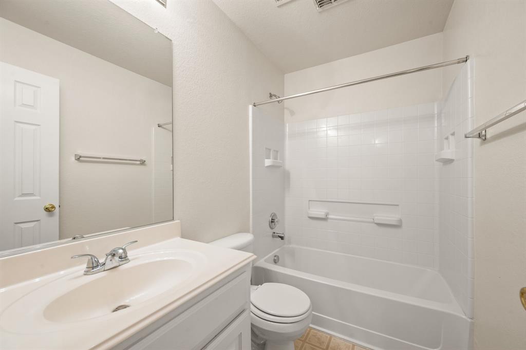 12113 Thicket Bend Drive Property Photo 26