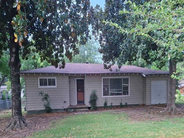 1100 Poe Street Property Photo 1