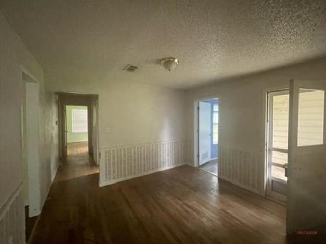 1100 Poe Street Property Photo 5