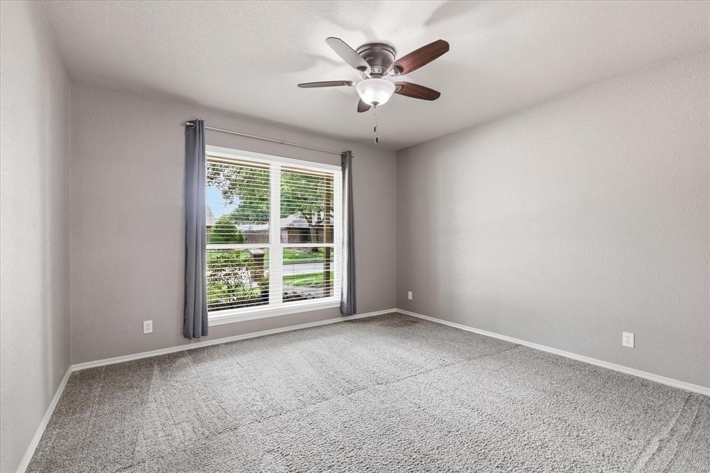 1100 Yorkshire Drive Property Photo 24