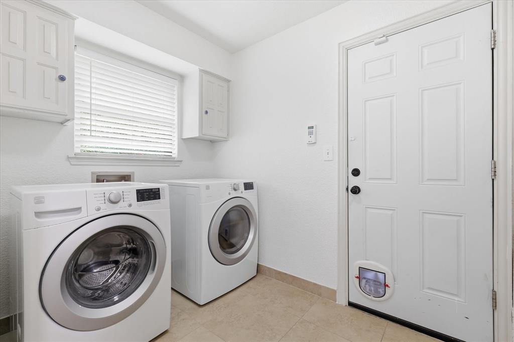 1100 Yorkshire Drive Property Photo 30