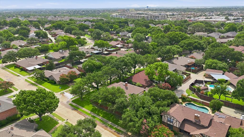 1100 Yorkshire Drive Property Photo 38