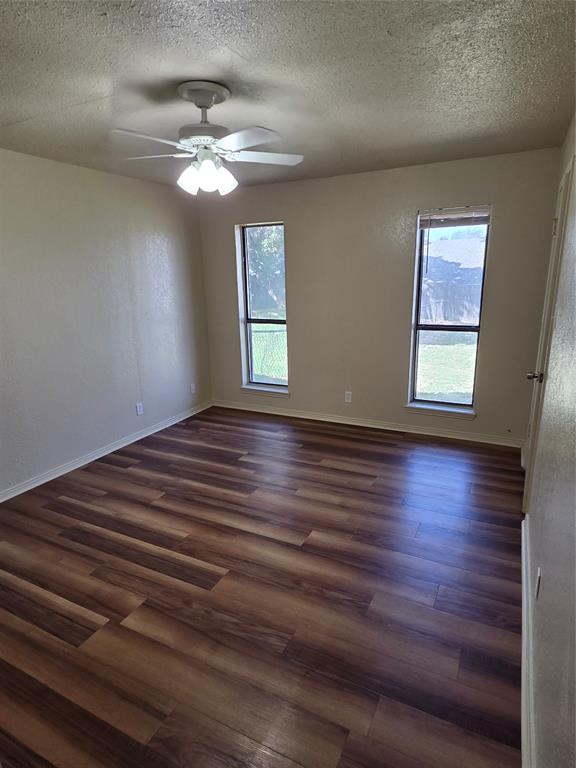 1014 Harbor Lakes Drive Property Photo 11