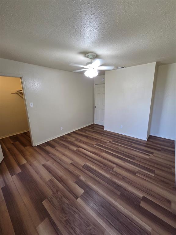 1014 Harbor Lakes Drive Property Photo 12