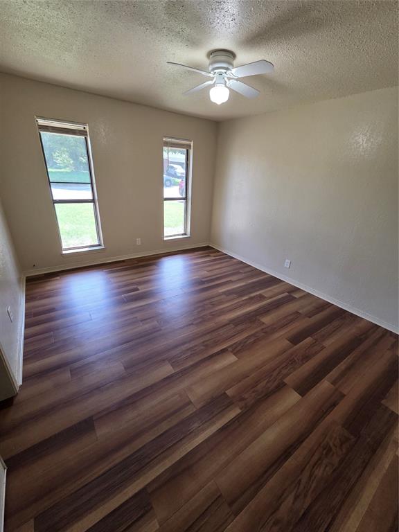 1014 Harbor Lakes Drive Property Photo 14