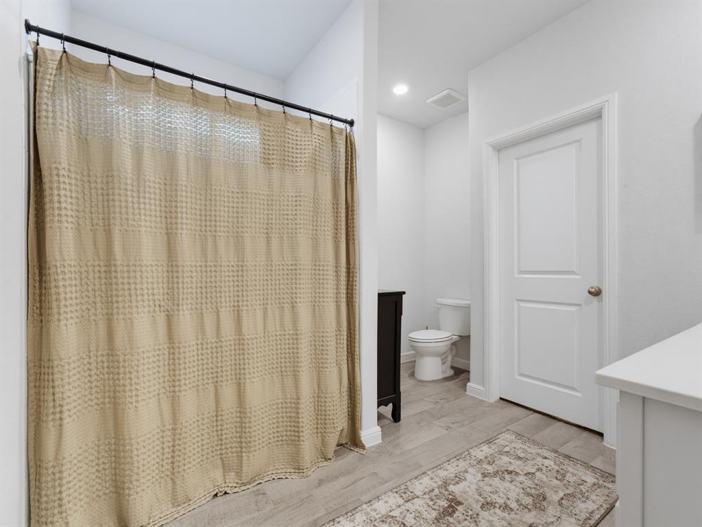 156 Waterbend Cove Property Photo 16